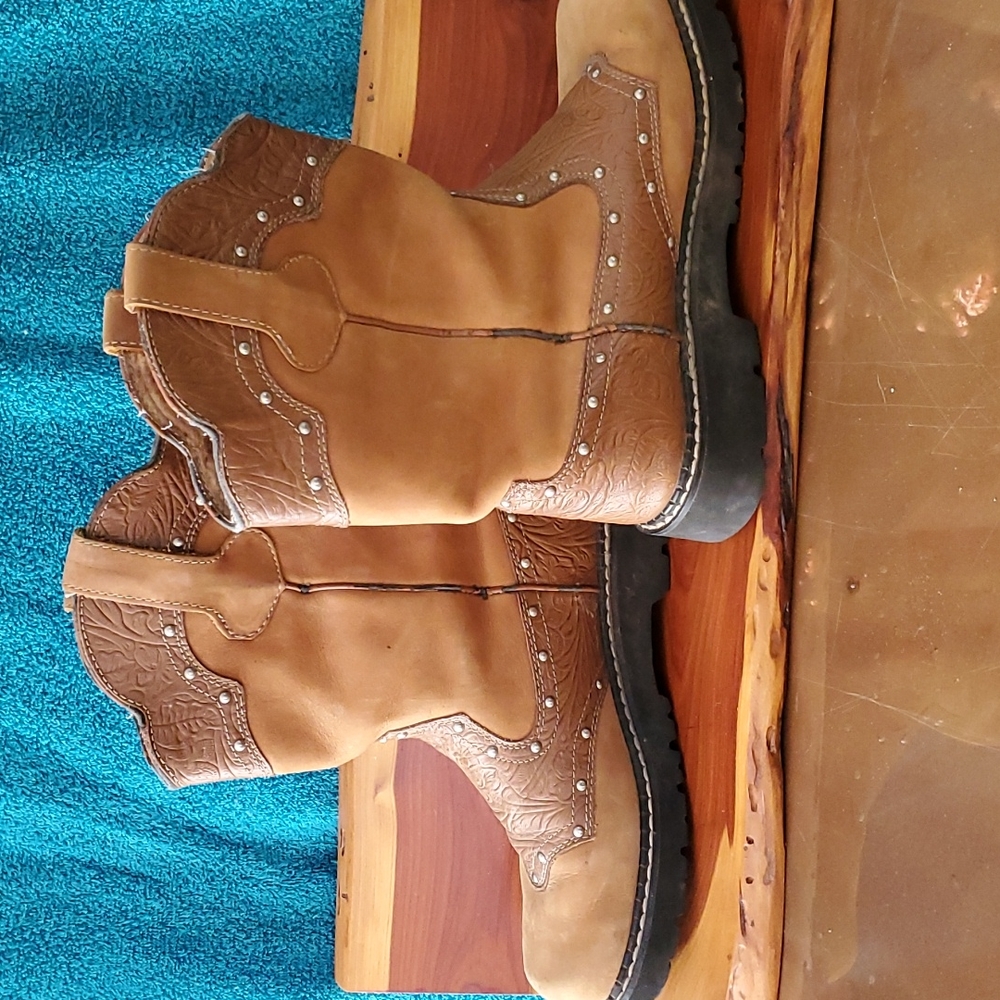 Ropers boots.